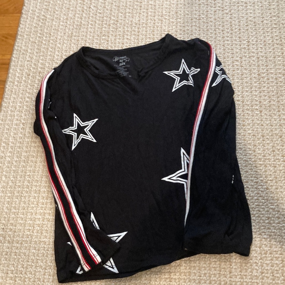 Flower by Zoe long sleeve tee size M